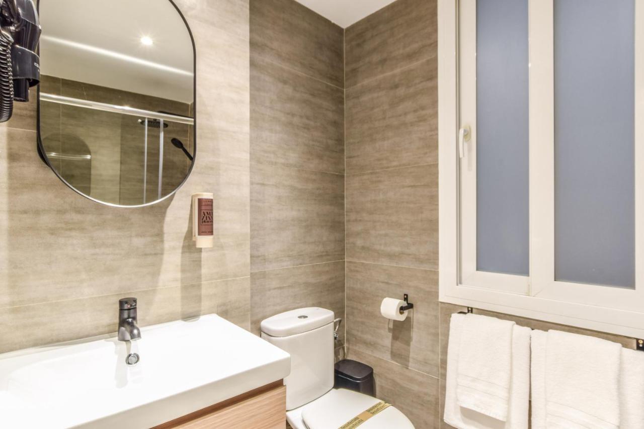 Acogedor Apartamento Gran Via -No Ascensor- Madrid Eksteriør bilde