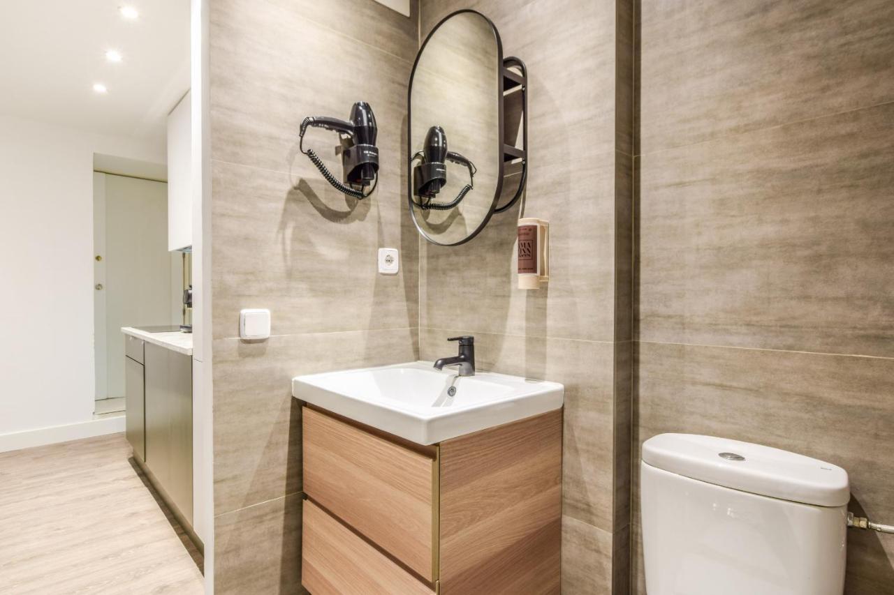 Acogedor Apartamento Gran Via -No Ascensor- Madrid Eksteriør bilde